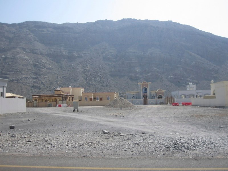 <p style="text-align:center;"><span style="font-size:11px; color:#404040;">another view of new suburb of Khasab</span></p>