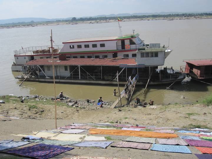 We found the ferry terminal and saw the locals washing and drying their clothes