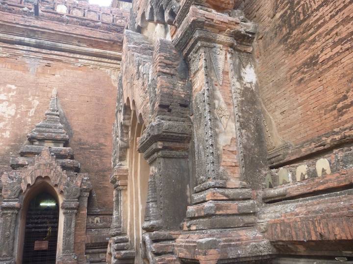 A cool morning view over the temples of Bagan. The day temperature is always over 30 degrees.