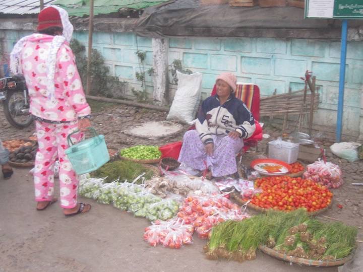 This is was not an unusual outfit, looks like pyjamas, just out of bed to do morning shopping?